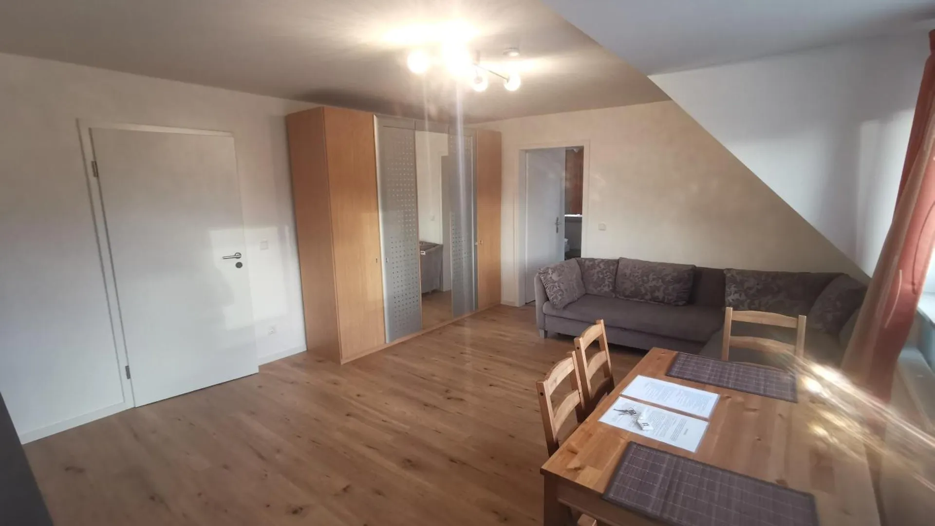 Grosszuegige 3-Zimmer Wohnung Mit Garage Und Garten Nuremberg Apartment